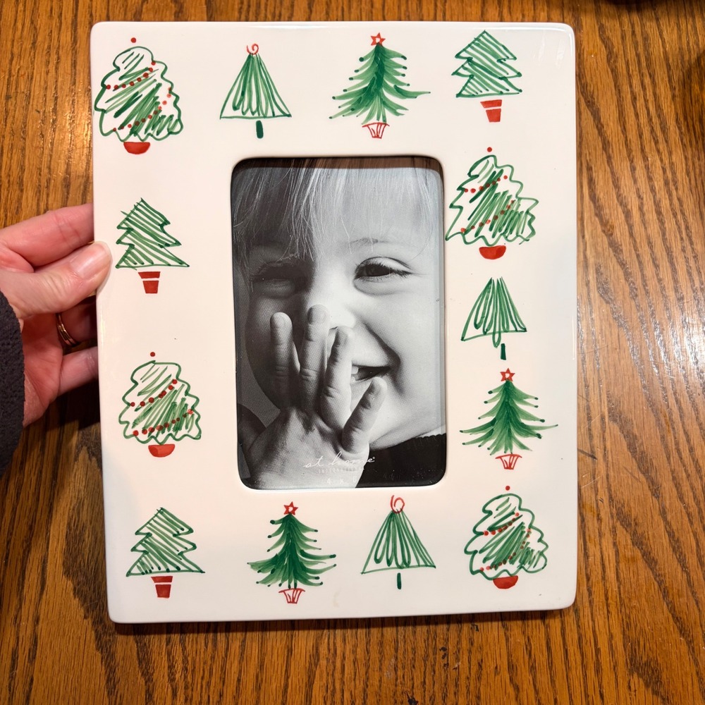 At Home International Christmas Tree Ceramic Picture Frame 4x6 White Green Red